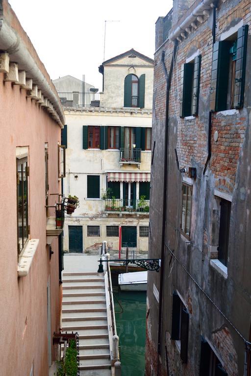 Biennale 252 * Venedig